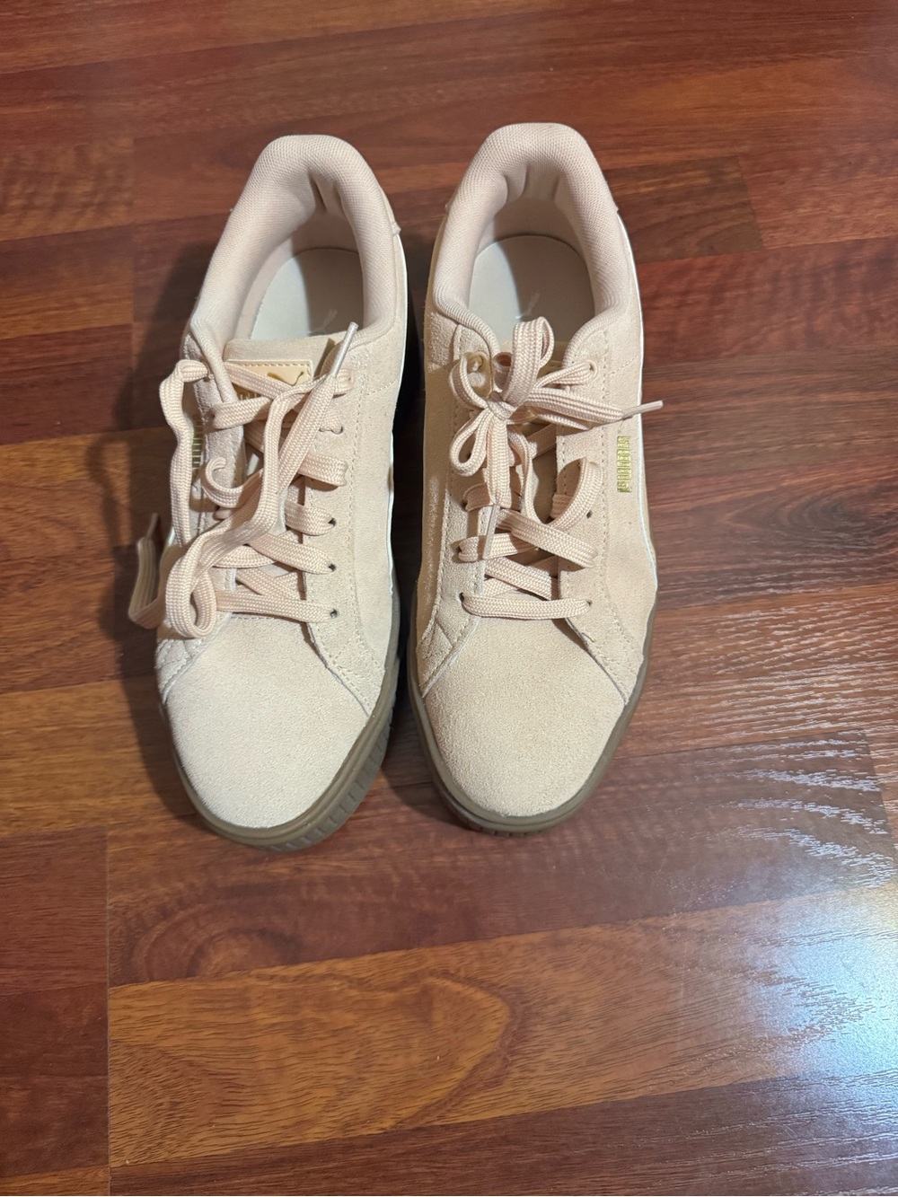 PUMA Suede Platform Sneakers Pale blush/ Beige/ Tan/Cream Lace Up Shoes Size 9.5